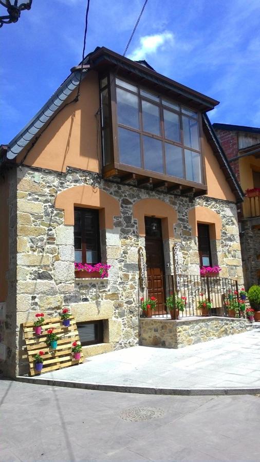 Albergue De Peregrinos Compostela Molinaseca Exteriör bild